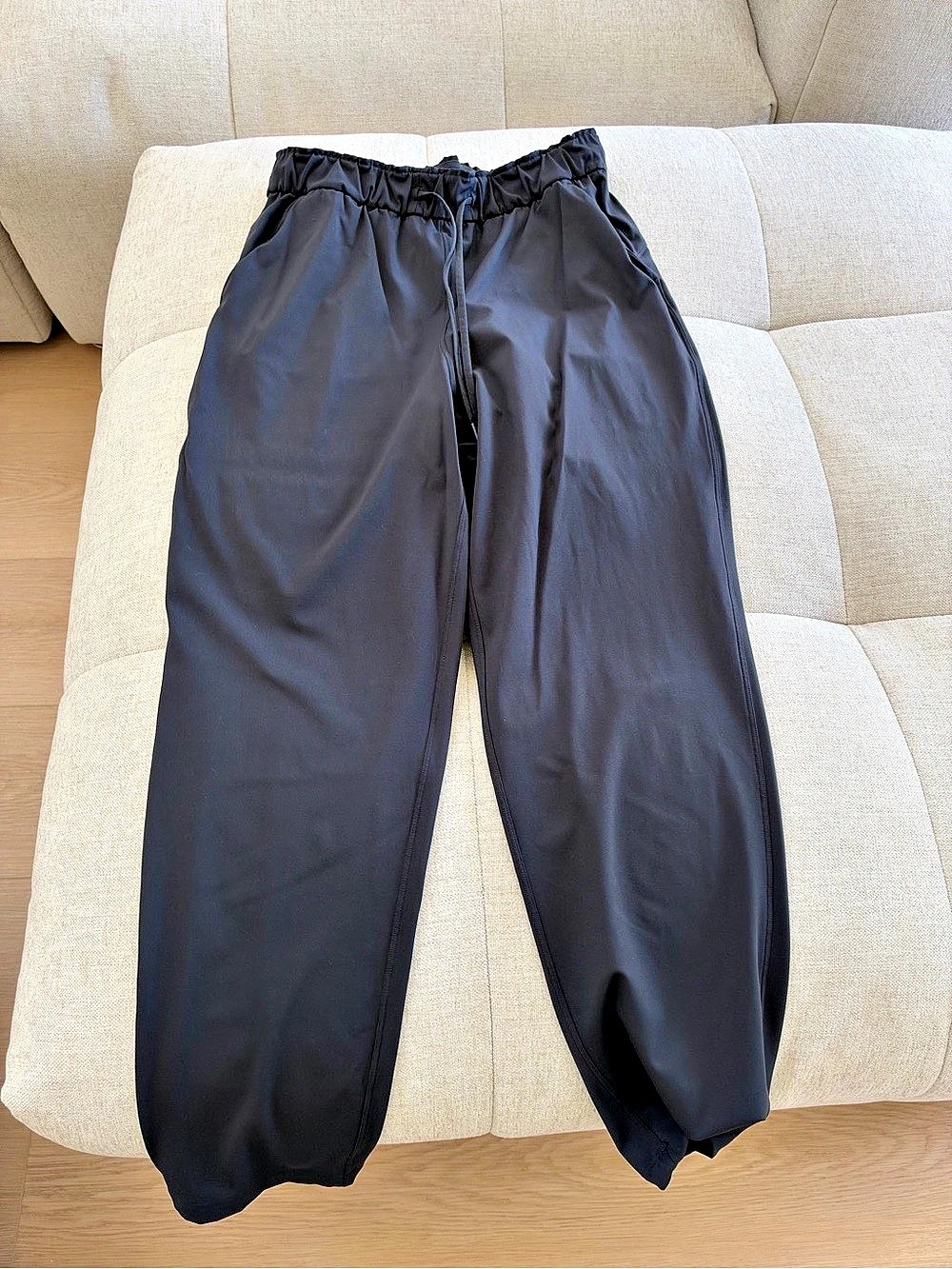 lululemon Stretch Woven Ruffle-Waist Wide-Leg Pant Black Size 8